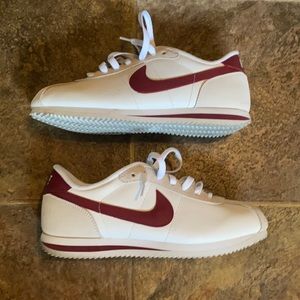 Nike Cortez size 9